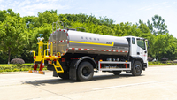 Camion d'arrosage Foton 12000L personnalisable, équipé de jets avant, arrière, latéraux et d'une interface incendie