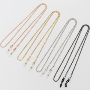 2026 Top vente haut de gamme anti-dérapant sangle lunettes chaînes élégant métal lunettes <span class=keywords><strong>cordon</strong></span> pour femmes femmes lunettes chaîne collier - Product Image 3
