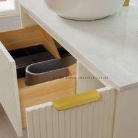Meuble-lavabo mural blanc personnalisé à effet ondulé avec vasque simple pour salle de bain