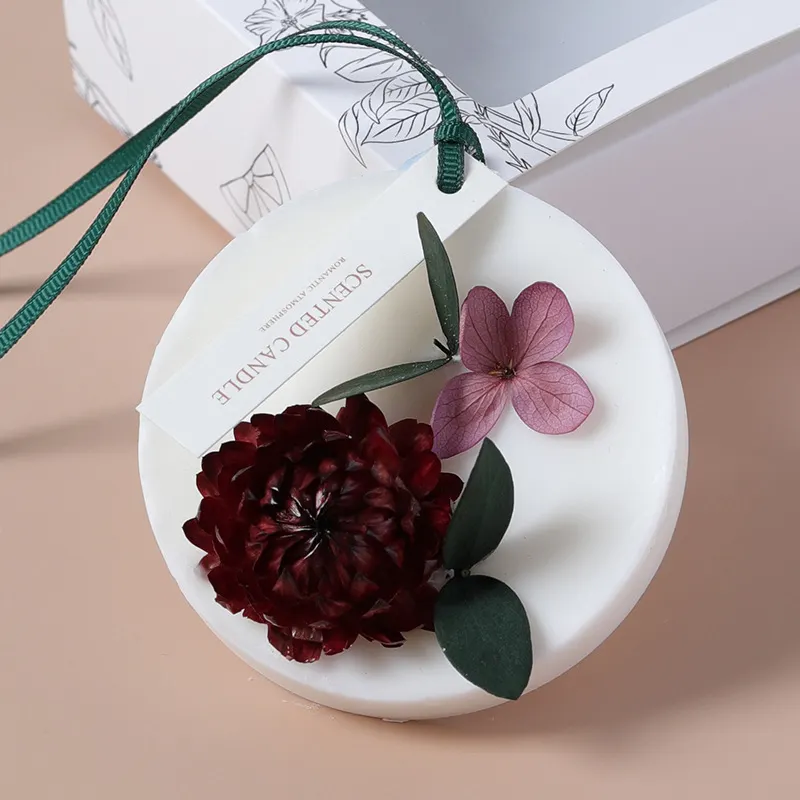 M&Scent luxury private label handmade dry flower candles, dried flowers and scented candle