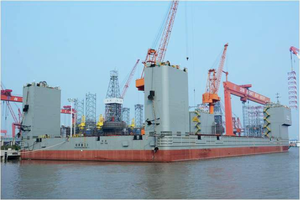 Barge LCT de 270, 300, 330, 365 et 541 pieds à vendre – Barge LCT porte-conteneurs et barge modulaire pour le transport de marchandises et le remorquage - Product Image 3