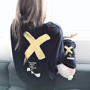 Camiseta Negra de Algodón con Estampado de X Dorado, Conjunto a Juego para Perro, Ropa de Ocio para Padres e Hijos, Uso Diario en Todas las Estaciones - Product Image 1