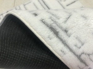 Tappeti e Moquette Jacquard in Microfibra a Pelo Corto Effetto Morbido 2026 per Soggiorno e Camera da Letto - Product Image 3