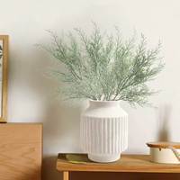 Spray de verdure artificielle 17,7 pouces, branches fines, style classique, vente en gros d'usine, réutilisable, durable pour les arrangements en vase