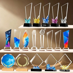 Trofeo de cristal con grabado de texto de logotipo personalizado en forma de alas para premio de reunión anual o recuerdo. - Product Image 5