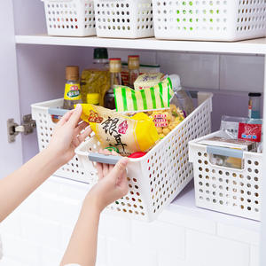 Panier de rangement en plastique pour enfants, fournitures diverses, petit panier organisateur, vente en gros avec poignée pour la maison, directement de l'usine - Product Image 2