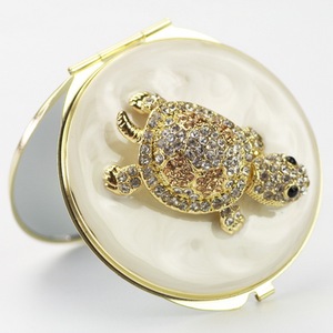 Espejo Compacto de Tortuga de Resina Epoxi Beige de 7cm con Cristales de Diamantes de Imitación, Espejo de Bolsillo de Tortuga Marina, Espejo de Maquillaje HD de Cristal, Logotipo Personalizado - Product Image 2