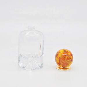 Botella de perfume de cristal de 50ml, embalaje cosmético de alta calidad, cuello engarzado, con tapa de piedra, diseño especial de lujo, venta al por mayor - Product Image 3