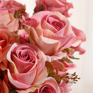 Ramo de Rosas Artificiales, 11 Cabezas, Flor de Seda de Alta Simulación, Decoración para el Hogar, Adorno para Sala de Estar, Regalo para el Día de San Valentín - Product Image 4