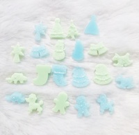 Arbre de Noël rugueux Chaussettes de Noël Gingerman Bonhomme de neige Chapeaux Perles de résine Mix Design Mix Emballage Vente chaude