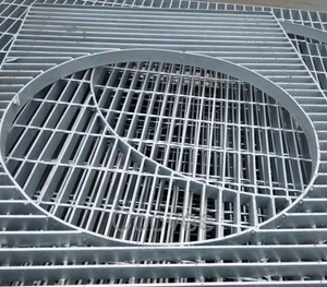 <span class=keywords><strong>Grille</strong></span>/grilles en treillis soudées en acier au carbone galvanisé à chaud personnalisé Garde-<span class=keywords><strong>gouttière</strong></span> <span class=keywords><strong>de</strong></span> l'usine Coupe <span class=keywords><strong>de</strong></span> tranchée <span class=keywords><strong>de</strong></span> drainage pluvial - Product Image 3