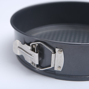 Molde redondo para pasteles con forma de resorte, de acero al carbono, antiadherente, con base extraíble, para pasteles y productos horneados, 18 cm - Product Image 3