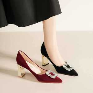 Youxianmei & Zapatos de Tacón de Terciopelo con Punta Puntiaguda y Hebilla de Diamantes de Imitación, Tacón Medio, Elegantes Zapatos de Novia para Mujer - Product Image 2