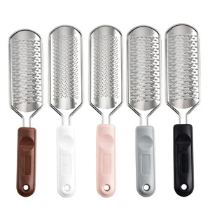 Râpe à <span class=keywords><strong>pédicure</strong></span> professionnelle en acier inoxydable, lime à pieds double face avec poignée ergonomique pour usage domestique et en salon - Product Image 2