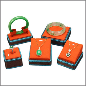 Chinese Style Tree Shell Jewelry Display Stand with Imitation Embroidery for Rings Bracelets One-Piece Design CX0054 - Product Image 3