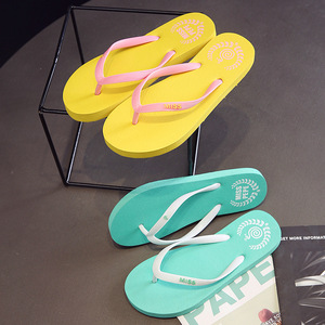 Nouvelles tongs légères et à séchage rapide pour femme, style tendance 2025, idéales pour la plage et l'<span class=keywords><strong>extérieur</strong></span>, collection été, best-seller - Product Image 3