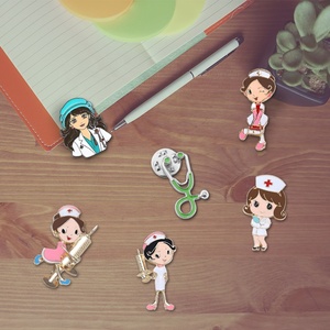 ナースピン、カスタムエナメルバッジでの20年の経験工場は高品質のソフトエナメルピンを提供します - Product Image 2