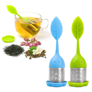Infusor de Té de Acero Inoxidable con Gancho de Silicona, Colador de Té Ecológico para Tazas y Jarras - Product Image 1