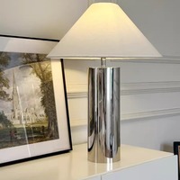 Lampe de table LED moderne en acier inoxydable avec base nickel poli et abat-jour en tissu, lumière d'ambiance pour salon, chambre à coucher, lampe de chevet