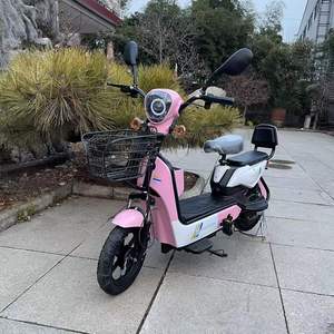 Motocicleta Recargable de 48V para Damas, 350W, Estilo Urbano, con 2000W de Potencia, Popular para Uso Familiar - Product Image 1