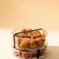 Boîte d'emballage carrée transparente en PS de qualité alimentaire avec revêtement UV pour desserts, tiramisu, gâteau matcha, mousse, pâtisserie à emporter