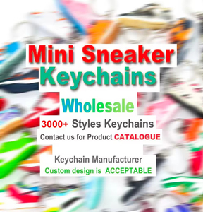 Portachiavi in gomma PVC a forma di <span class=keywords><strong>mini</strong></span> sneaker 3D all'ingrosso – Prezzo di fabbrica, portachiavi in gomma popolari - Product Image 3