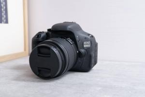 Appareil photo reflex numérique d'occasion 99% <span class=keywords><strong>NEUF</strong></span> <span class=keywords><strong>600D</strong></span> demi-format 1080P Full HD avec objectif EF-S 18-55mm F3.5-5.6 IS - Product Image 2