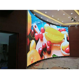 Panneau d'affichage LED flexible incurvé pour la publicité intérieure résistante aux intempéries luminosité de 800nits pour l'affichage d'animation de parking de stade - Product Image 5