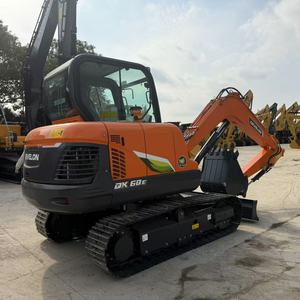 Doosan DX รถขุดขนาดเล็กสีแดง60E สีส้มอุปกรณ์ก่อสร้างใช้งานหนัก - Product Image 3
