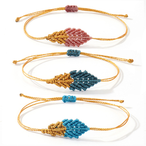 Bracciale dell'Amicizia Go2boho con Foglia in Macramè, Gioiello Bohémien con Cordino Regolabile in Nylon Annodato a Mano da Donna e Ragazza, Idea Regalo da Abbinare - Product Image 4
