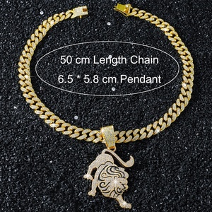 Pendentif Lion Rugissant Sertie de Pierres avec Charme Crinière en Émail Noir, Collier Chaîne Cubaine Plaqué Or, Bijou Hip Hop Streetwear Sauvage, Cadeau - Product Image 2