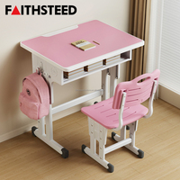Ensemble bureau et chaise réglables pour enfants, rose vif avec étagère de rangement blanche, pour la lecture à l'école et les études à domicile