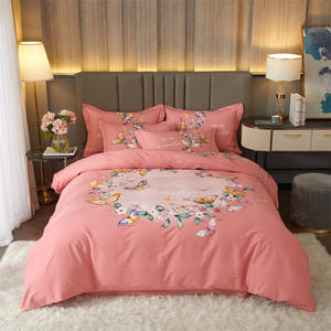 ชุดเครื่องนอนลายผีเสื้อหลากสี สไตล์ยุโรป ผ้าฝ้าย 100% 40S ชุดผ้าห่มหรูหรา ปลอกหมอน ขนาดควีนไซส์ ผ้าปูที่นอน - Product Image 5