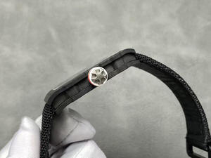 Nuevo Reloj Mecánico Tourbillon 2026 Personalizado de Alta Calidad, Ultrafino de 7.8mm, Ultraligero, de Fibra de Carbono, con Cristal de Zafiro Hueco - Product Image 2