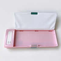 Étui à crayons en plastique rose en gros, personnalisé, en ABS, multifonctionnel, avec calculatrice et taille-crayon