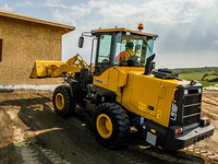 Minipala caricatrice 918 da 1,8 tonnellate con benna da 1,0 m³ e motore da 58 kW, macchinario edile per lavori agricoli e comunali