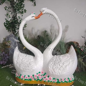 Esculturas Artísticas de Cisnes de Fibra de Vidrio con Luces para Resorts, Centros Comerciales, Parques Escénicos y Proyectos Elegantes de Exhibición de Fotos para Visitantes - Product Image 4