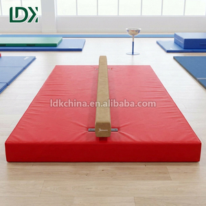 Tapis d'atterrissage antidérapant pour gymnastique, rembourrage de sécurité standard pour les programmes sportifs scolaires et les exercices des étudiants - Product Image 6