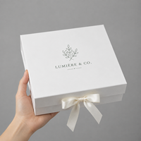 Boîte magnétique rigide personnalisée avec logo et fermeture à ruban en soie pour cadeau de mariage, matériau recyclable, boîte pliante pour parfum, soins de la peau, anniversaire