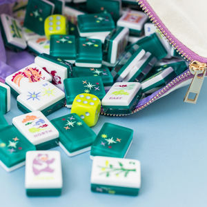 Moderne Fantaisie Cristal transparent Bloc Lucite Chanukah Judaïca Hanoukka Acrylique Huile Menorah Vase à fleurs Chic - Product Image 1