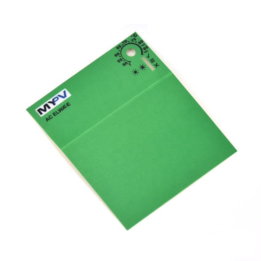 สีเขียว