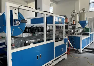 Machine de fabrication de boîtes à déjeuner à emporter en plastique jetable Offre Spéciale