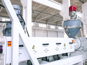 Línea de Producción de Geonetas de Alta Calidad, Extrusora de Plástico para Fabricación de Redes Plásticas, Exportación a Rusia, Chile, Hungría, India, Turquía, Arabia Saudita - Product Image 2