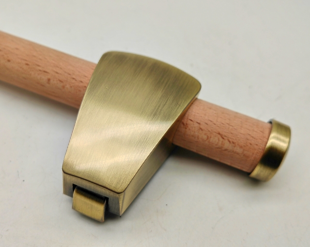 Sarggriffschatulle mit Metallschwingenstange 1038-3 zamak Punkt und Endstöpsel mit hölzerner Stange