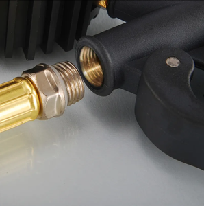 小型軽量-すべてのタイプの車両に人気のポインターメカニカルタイヤ圧力計0-230Psiカーツール - Product Image 4