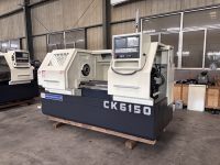 Mesin Bubut CNC Horizontal Heavy Cutting CK6150 dengan Gear 3 Langkah, Lubang Spindle 82mm, Mesin Bubut Logam CNC