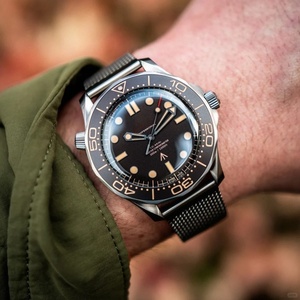 <span class=keywords><strong>Reloj</strong></span> <span class=keywords><strong>de</strong></span> Buceo Omegaes con Cristal <span class=keywords><strong>de</strong></span> Zafiro, Movimiento <span class=keywords><strong>de</strong></span> Titanio, Maestria Artesanal, para James Bond 007, Versión con Correa <span class=keywords><strong>de</strong></span> Muñeca - Product Image 2