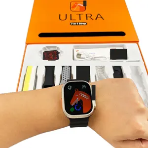 Hot Selling Geschenk box Set 7-in-1 Super Smart Watch Luxus Gold Silikon 7 Armbänder Fit Tracker pk Hello Watch 3 Ultra Series 8