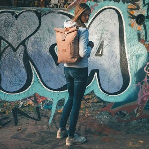 Mochila para Portátil Unisex Ligera Multicolor con Logotipo Personalizado, Ideal para Viajar y con Estilo de Solapa para Mayor Comodidad - Product Image 6