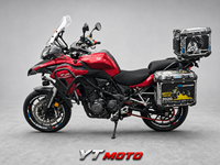Moto de tourisme d'aventure Benelli TRK502X 500cc à refroidissement par eau pour les longs trajets